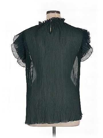 City Chic Sleeveless Blouse (view 2)