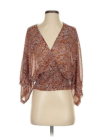 Lulus 3/4 Sleeve Blouse (view 1)