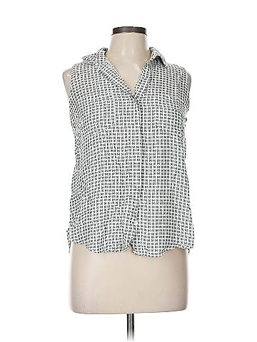 Velvet Heart Sleeveless Button-Down Shirt (view 1)