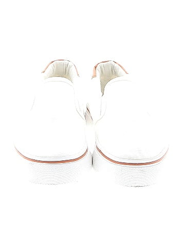 Unbranded Flats (view 2)