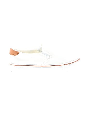 Unbranded Flats (view 1)