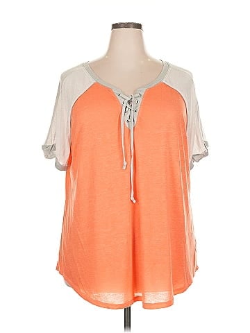 Bobbie Brooks Short Sleeve Top (view 1)