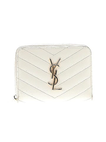 Saint Laurent Grain De Poudre Leather Wallet (view 1)