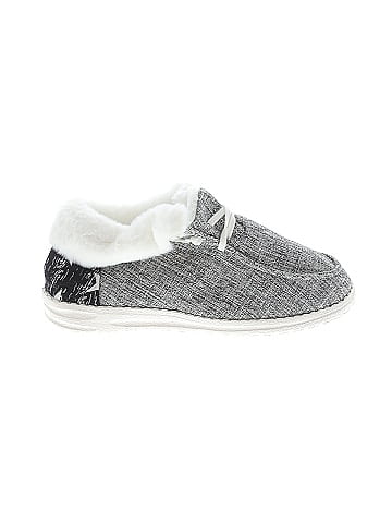 Unbranded Flats (view 1)