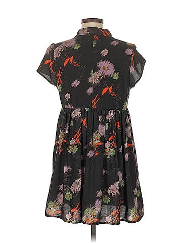 Urban Outfitters Casual Dress (view 2)