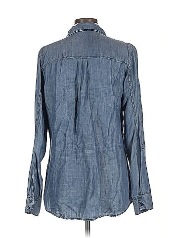 Maurices Long Sleeve Button-Down Shirt (view 2)