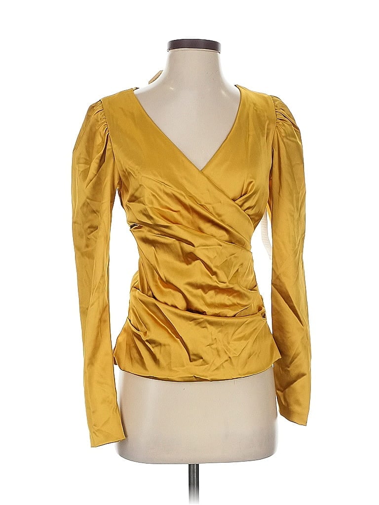 Nicole Miller Long Sleeve T-shirt In Gold