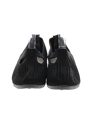 Unbranded Flats (view 2)