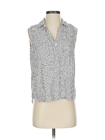 Velvet Heart Sleeveless Button-Down Shirt (view 1)