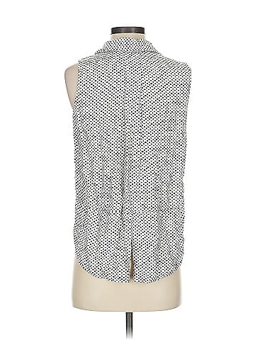 Velvet Heart Sleeveless Button-Down Shirt (view 2)