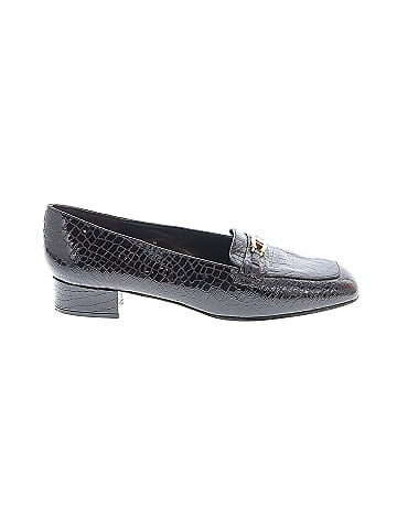 Etienne Aigner Flats (view 1)