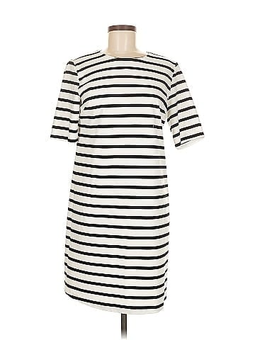 Old Navy Casual Dress (view 1)