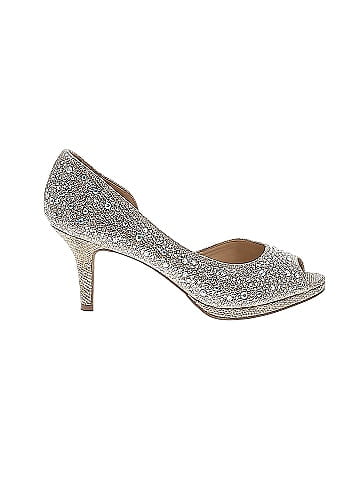 Kelly & Katie Heels (view 1)