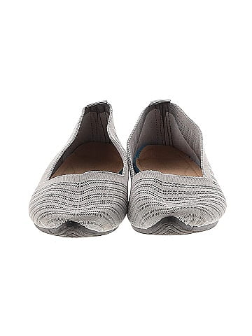 Unbranded Flats (view 2)