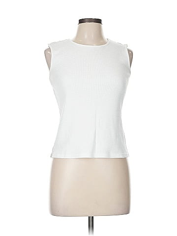 Karen Scott Sleeveless T-Shirt (view 1)