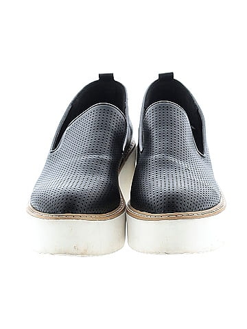 DKNY Sneakers (view 2)