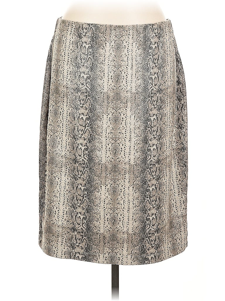 Click to view more detailed imagery on our partner's website Pre-owned Express Casual Skirt In Gray