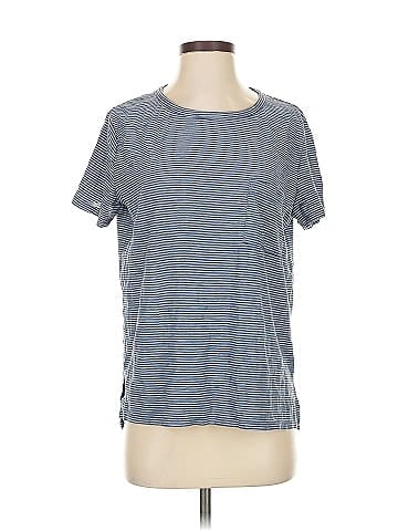 Old Navy Active T-Shirt (view 1)