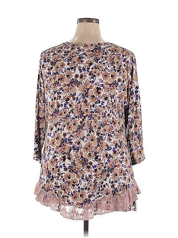 LOGO by Lori Goldstein 3/4 Sleeve Blouse (view 2)