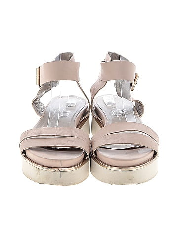 Attilio Giusti Leombruni Sandals (view 2)