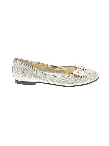 Nina Flats (view 1)