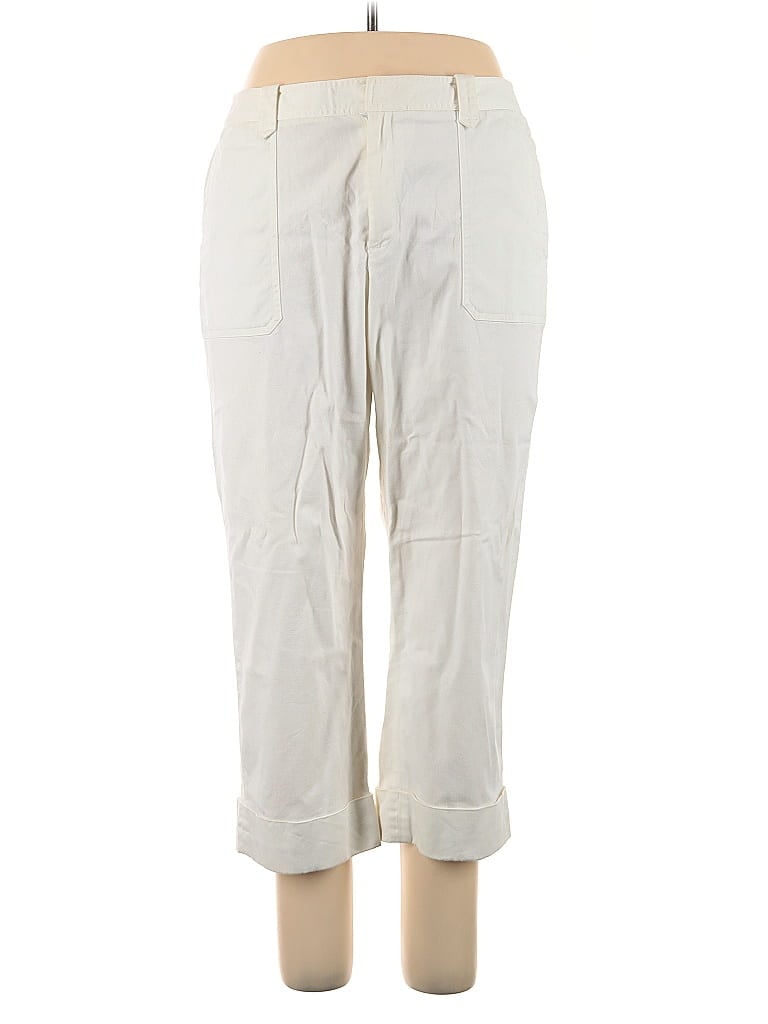 Click to view more detailed imagery on our partner's website Pre-owned Rafaella Casual Pants In White