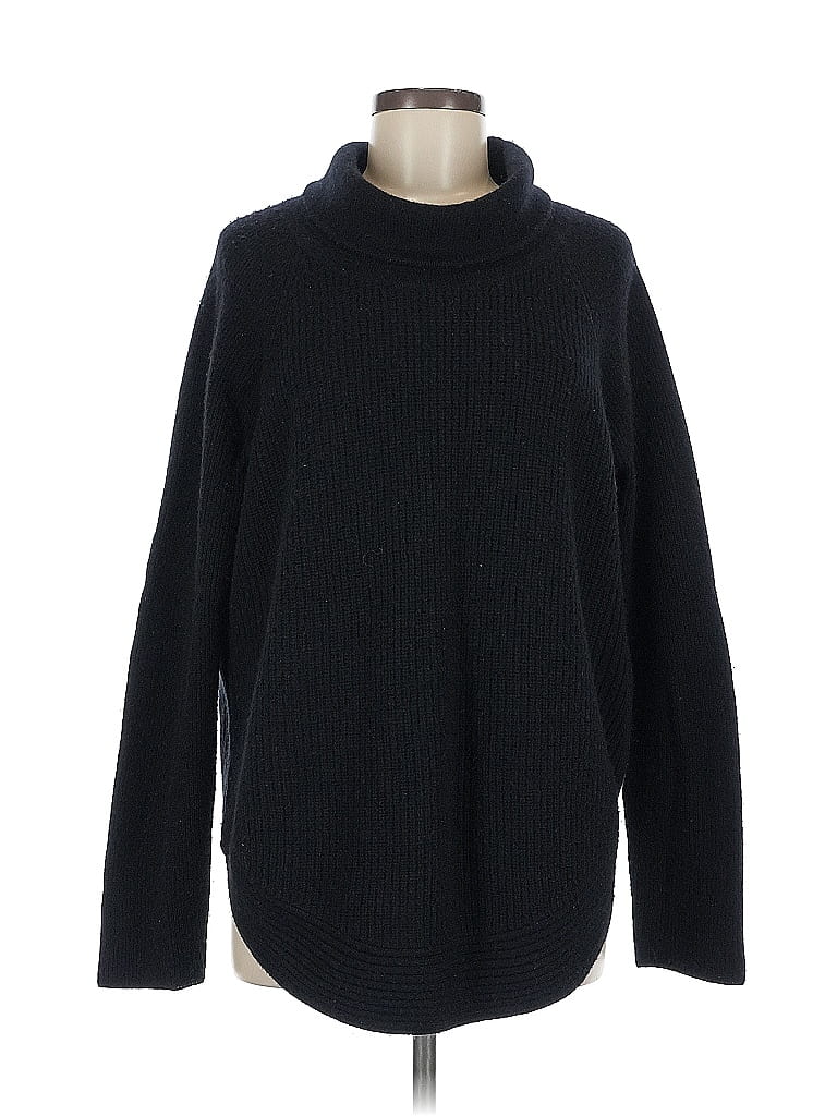 Pre-owned Vince Turtleneck Sweater In Black