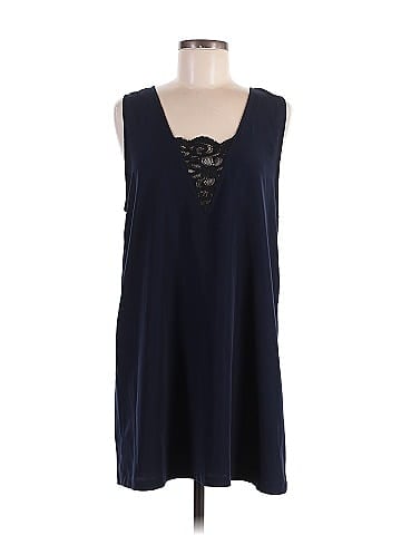 BB Dakota Sleeveless Top (view 1)