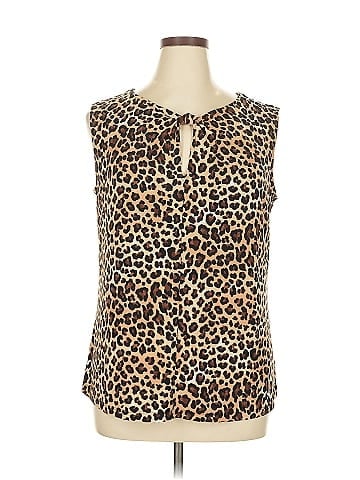 Kasper Sleeveless Blouse (view 1)