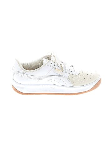 Puma Sneakers (view 1)
