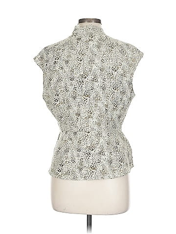 Kasper Sleeveless Blouse (view 2)