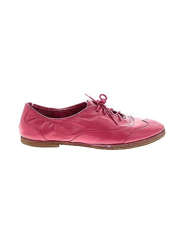 Unbranded Flats (view 1)