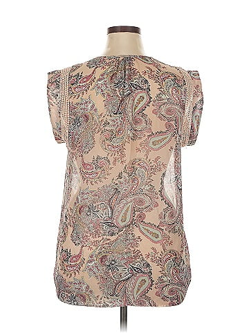 Daniel Rainn Sleeveless Blouse (view 2)