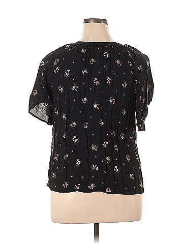 Velvet by Graham & Spencer Short Sleeve Blouse (view 2)