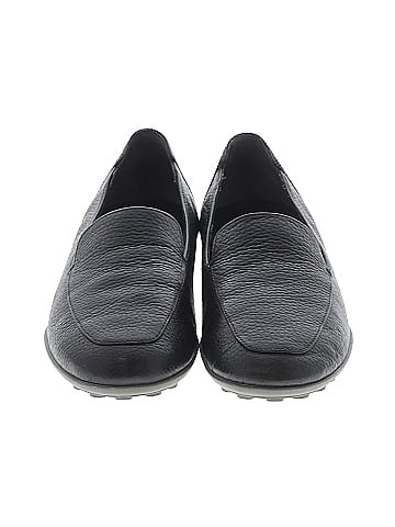 Vionic Flats (view 2)
