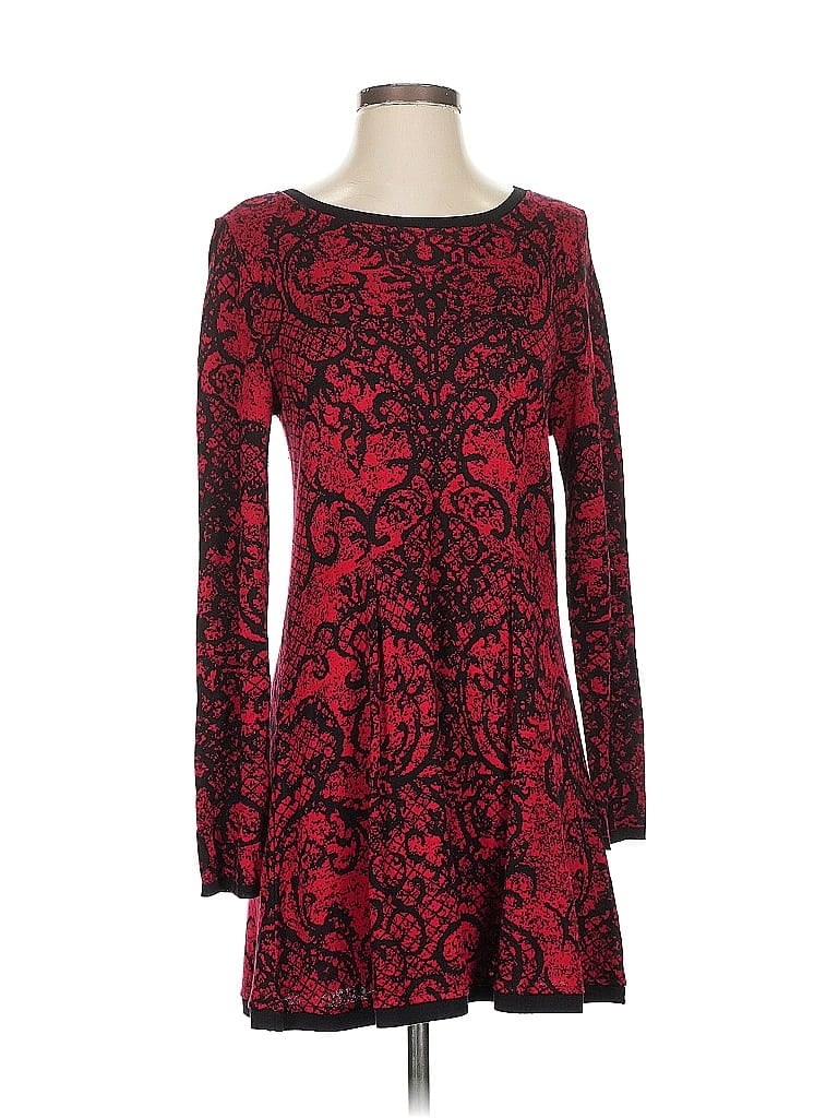 Click to view more detailed imagery on our partner's website Pre-owned Style & Co Casual Dress In Red