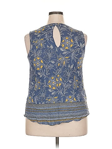 Daniel Rainn Sleeveless T-Shirt (view 2)