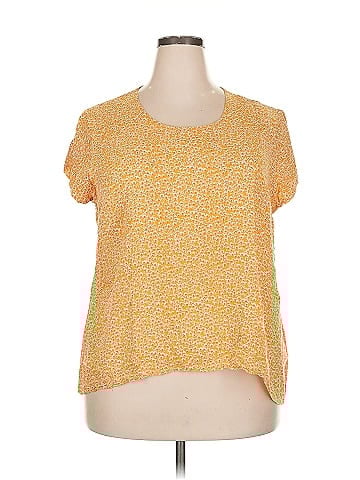 Adrienne Vittadini Short Sleeve Top (view 1)