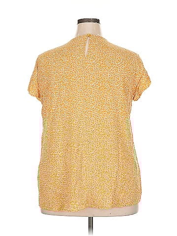 Adrienne Vittadini Short Sleeve Top (view 2)