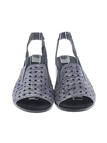 Munro American Sandals (view 2)