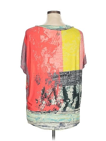 Guess Short Sleeve T-Shirt (view 2)