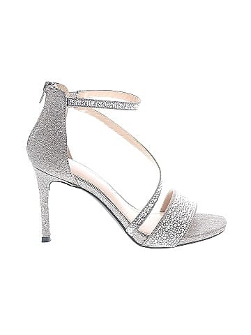 Kelly & Katie Heels (view 1)