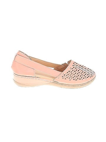 Unbranded Flats (view 1)