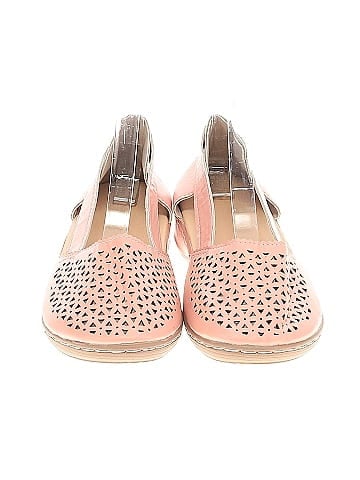 Unbranded Flats (view 2)
