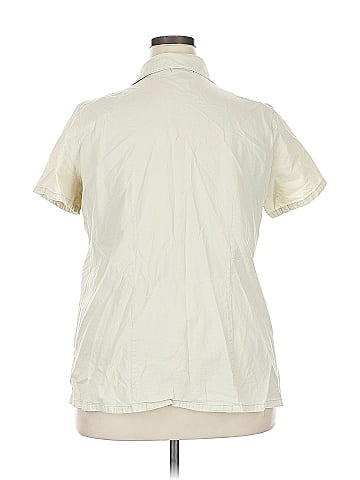 White Stag Short Sleeve Button-Down Shirt (view 2)
