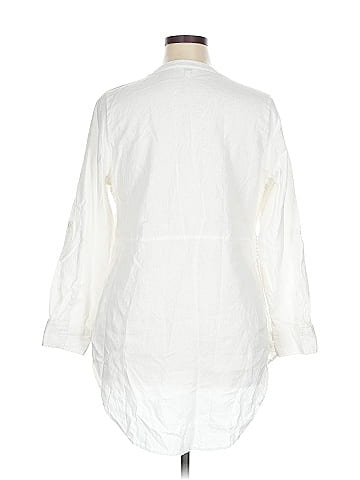 Crown & Ivy 3/4 Sleeve Blouse (view 2)