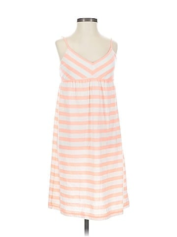 Old Navy Casual Dress (view 1)