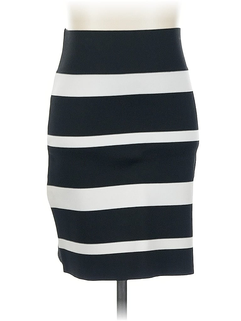Click to view more detailed imagery on our partner's website Pre-owned Bcbgmaxazria Casual Skirt In Black
