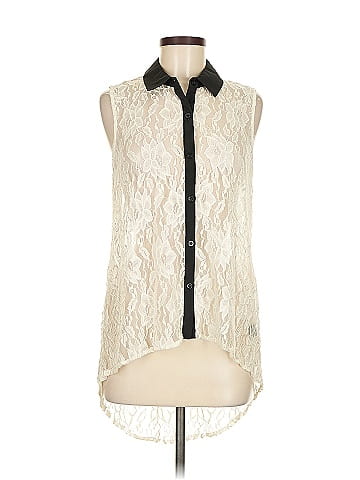 Nicole by Nicole Miller Sleeveless Button-Down Shirt (view 1)