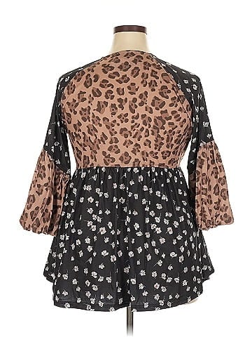 Suzanne Betro 3/4 Sleeve Blouse (view 2)